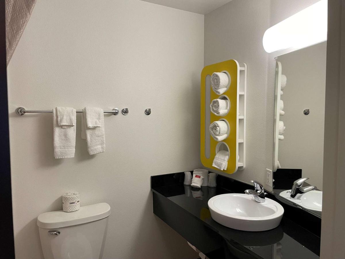 Baymont By Wyndham Williston Otel Dış mekan fotoğraf